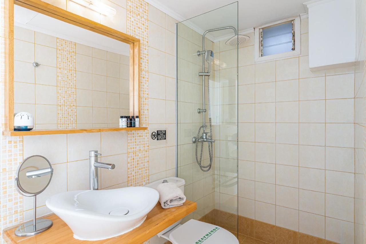 Naftilos Residences I *